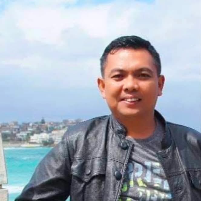 Krisis bisa jadi momentum transformasi Indonesia. Analisis akademisi UGM ini menyoroti jalan menuju Indonesia Emas 2045. Foto: Istimewa